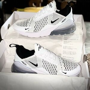 New Nike sneakers 
Never worn